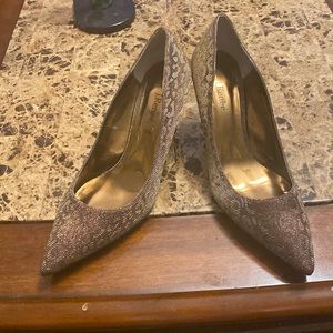 J Renee shoes size 11M